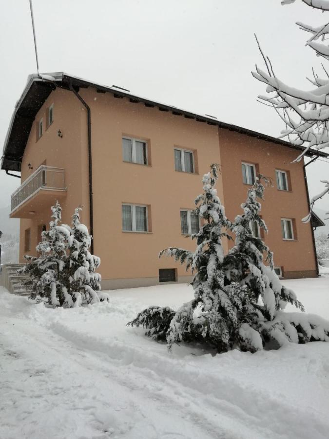 Guesthouse Nikolina Korenica Buitenkant foto