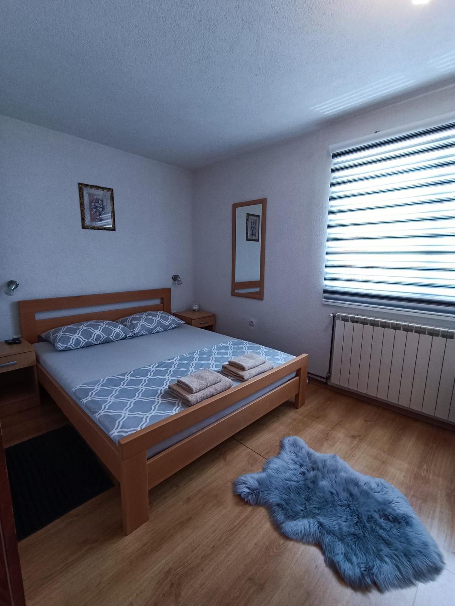 Guesthouse Nikolina Korenica Buitenkant foto